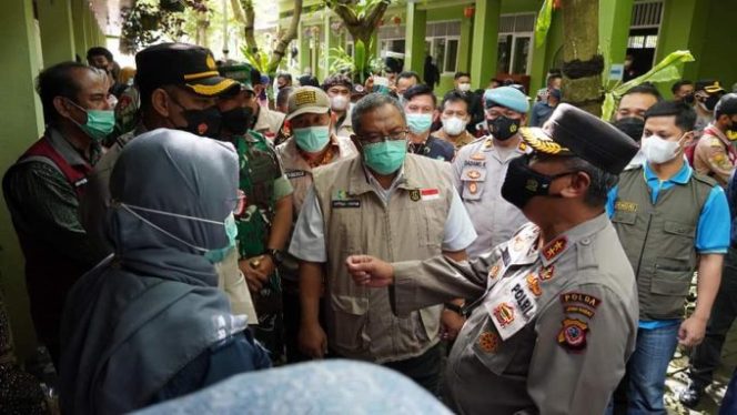 
					Melebihi Target Nasional, Percepatan Vaksinasi Kab. Sukabumi Di Apresiasi Kapolda Jabar