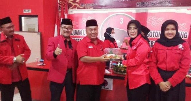 PDI P DPC Kabupaten Cirebon Gelar Syukuran HUT ke 49