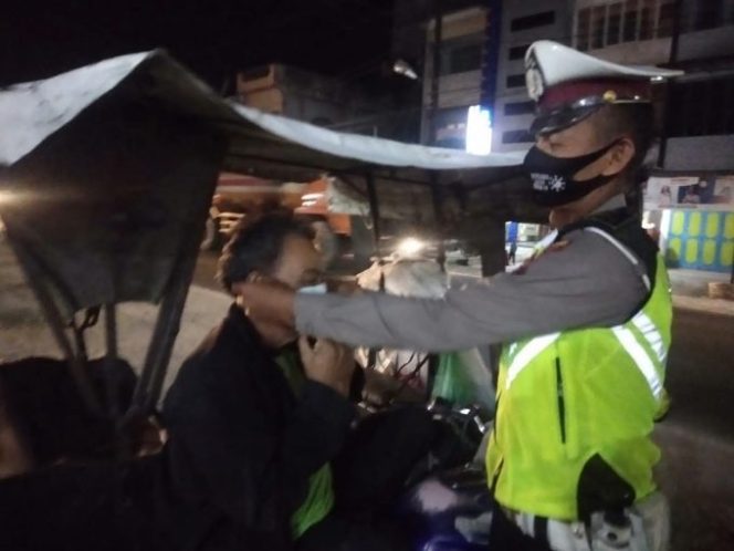 
					Giat Blue Light Patroli Digenjot Sat Lantas Polres Batu Bara