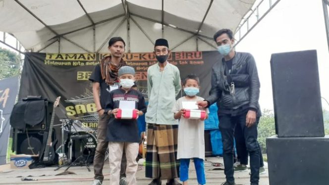 
					Di Usianya ke 11 Tahun, Komunitas Slankker Bogor Ampera (SBA) Dramaga Santuni Yatim dan Jompo