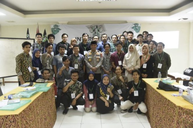 
					Kapolresta Cirebon Hadiri Pelatihan Kader II HMI Cabang Cirebon Tahun 2022