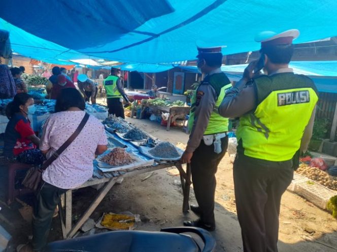 
					Tanpa Kenal Lelah Satuan Lantas Polres Batu Bara Masuk Pasar Pagi