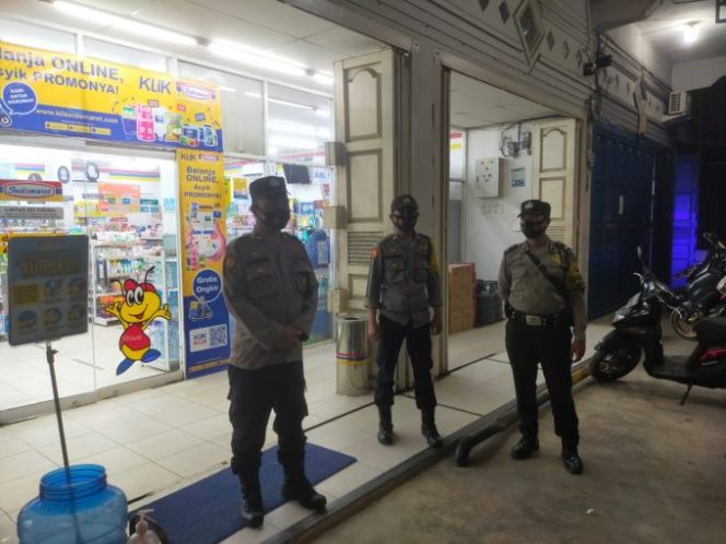 Antisipasi Kejahatan Jalanan di Malam Hari, Personel Polsek Pulau Raja Patroli 3C