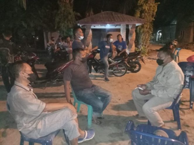 
					Antisipasi Tawuran, Polsek Labuhan Ruku Gelar Patroli Malam Berikan Imbauan Kamtibmas