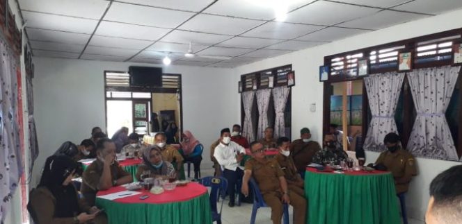 
					Kanit Sabhara Polsek Bandar Pulau Berharap Seluruh Instansi Dapat Berperan Aktif Dalam Percepatan Vaksinasi