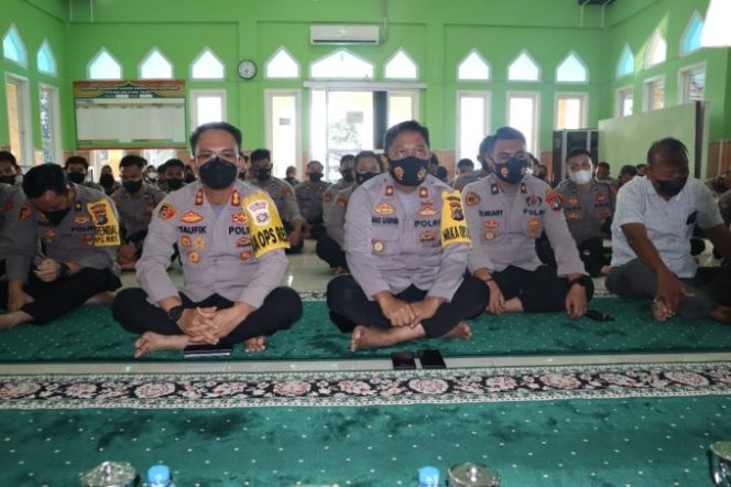 
					Polres Belitung Timur Gelar Peringatan Isra Miraj Nabi Muhammad SAW