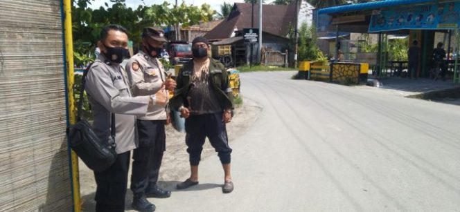 
					Samapta Polsek Lima Puluh Kembali Lagi Laksanakan Patroli Ciptakan Situasi Yang Aman