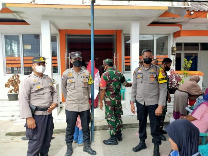 
					Kapolsek Indrapura Monitoring Langsung di BST BPNT Tahun 2022