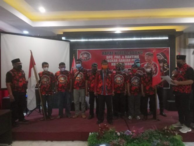 
					Muchtar Mohamad : Ancaman Sunami Politik Untuk Tiga Parpol Pengusul Penundaan Pemilu