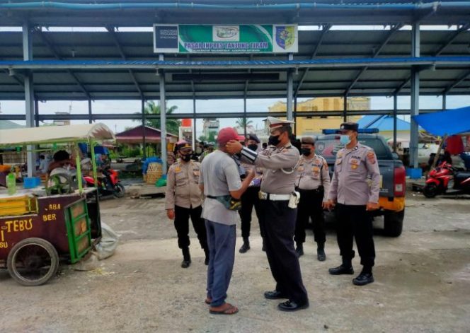 
					Kali Ini di Tanjung Tiram, Polres Batu Bara Kembali Lakukan Ops Yustisi