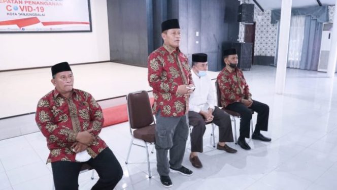 
					Plt Wali Kota Waris Thalib Melepas 50 Peserta Kafilah Asal Tanjungbalai Siap Ikuti MTQ Ke-38 Tingkat Provsu di Kota Medan