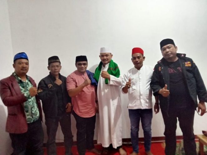 
					Rayakan Hari Milad Perdana, BPPKB DPRT Cilebut Barat, Gelar Pengajian Taklim Syukuran Dan Potong Tumpeng