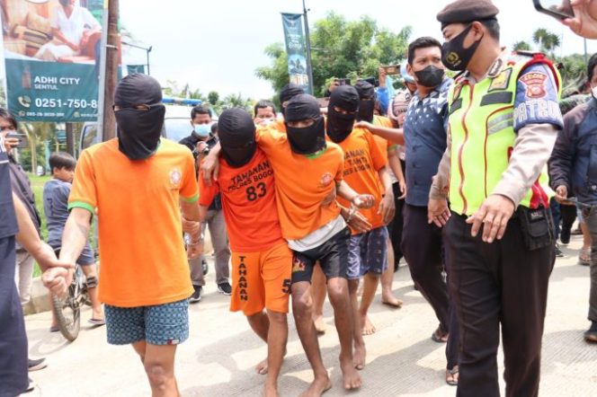 
					Polres Bogor Berhasil Menangkap Pelaku Begal Yang Viral di Medsos
