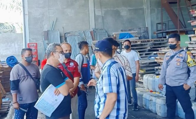 
					Terkait Adanya Dugaan Penimbunan Minyak Goreng di Batubara, Polisi Sidak Lokasi