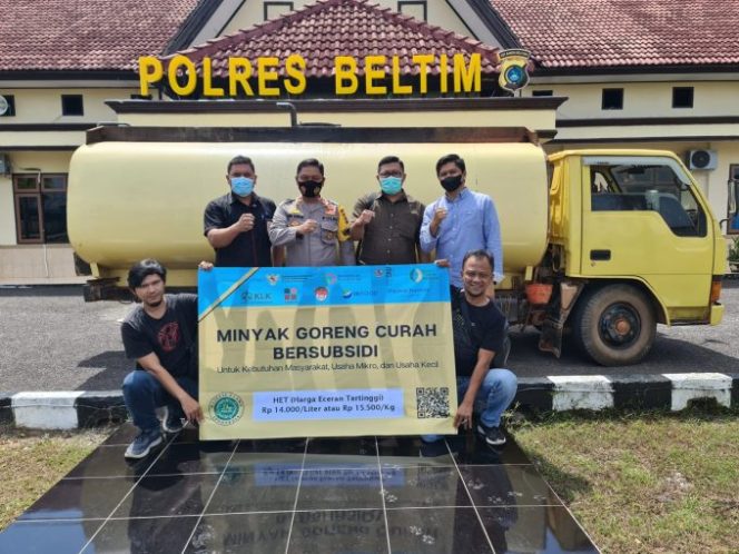 
					Wakapolres Belitung Timur Melepas Pendistribusian 9 Ton Migor Curah ke-4 Kecamatan Di Beltim