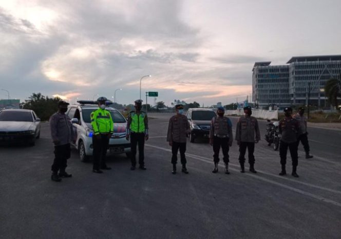 
					Polsek Indrapura Kembali Lagi Laksanakan Patroli Rutin Asmara Subuh