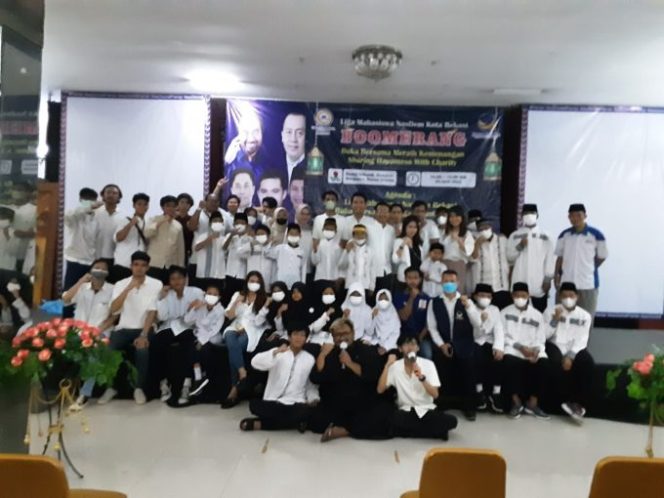 
					Semarak Ramadhan Liga Mahasiswa Nasdem Kota Bekasi Adakan Bukber dan Santunan