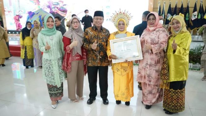 Hadiri Peringatan Hari Kartini, Plt Wali Kota Tanjungbalai : Selamat Buat Masnah Ginting Raih Penghargaan Perempuan Berprestasi Dibidang Kesehatan