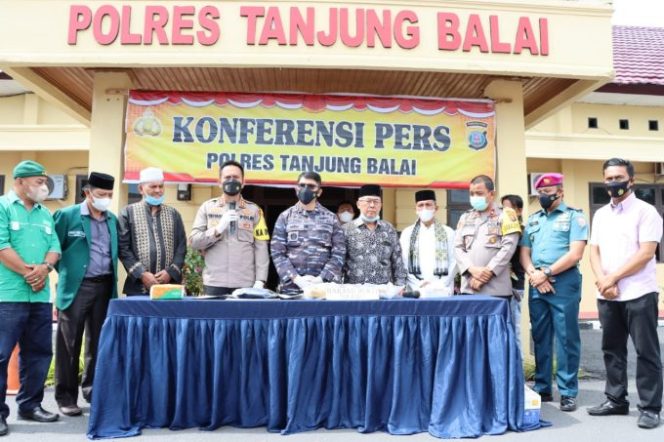 
					Kapolres Tanjungbalai Paparkan Pengungkapan Kasus Narkotika Tiga Ribu Gram Lebih Shabu
