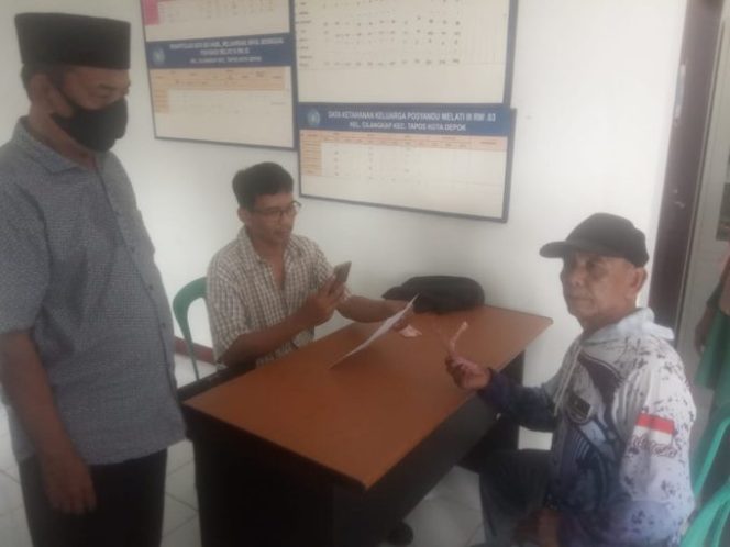 Kemensos Kucurkan Dana BPNT di Kelurahan Cilangkap Depok
