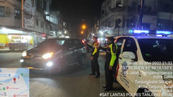 
					Satlantas Polres Tanjungbalai Laksanakan Blue Light Patrol dan Public Speaking