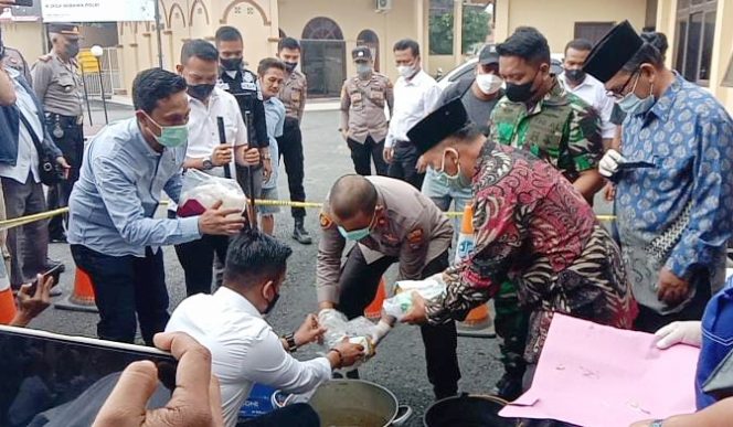 
					4.407,8 Gram Sabu Tangkapan Sat Narkoba di Musnahkan Polres Tanjungbalai 