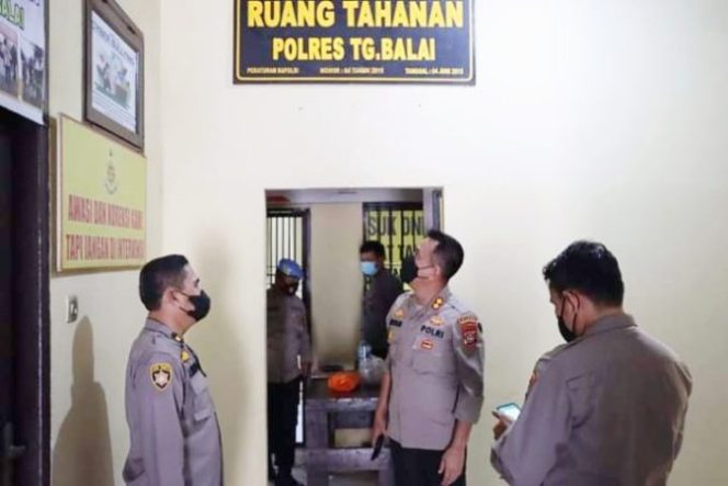 
					Cek Para Tahanan, Kapolres Tanjungbalai Tekankan Petugas Tingkatkan Waspada dan Kontrol