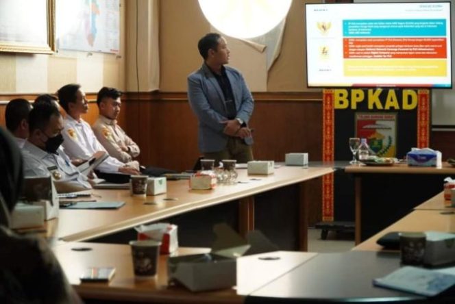 
					Dra. Bayana Pimpin Rapat Program Kolaborasi Pengembangan SPBE Pemerintah Kabupaten Tulang Bawang Barat