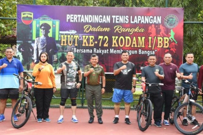 
					Pangdam I/BB: Bangun Komunikasi Antar Olahragawan Tenis Melalui Fun Game Tenis Lapangan