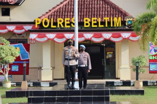 
					Kapolres Beltim Pimpin Upacara Kenaikan Pangkat 12 Personel Polres Beltim