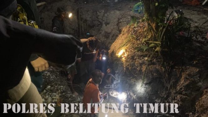 
					Polsek Kelapa Kampit Lakukan Olah TKP Laka Tambang di Kelapa Kampit