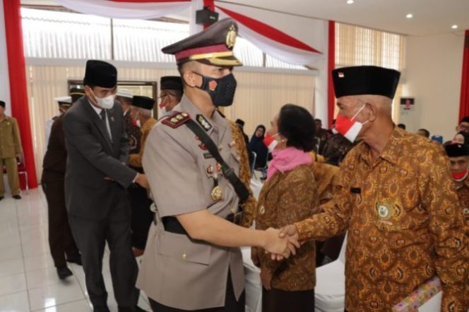 
					Kapolres Asahan Bersama Forkopimda Hadiri Ramah Tamah dengan Pejuang Kemerdekaan RI