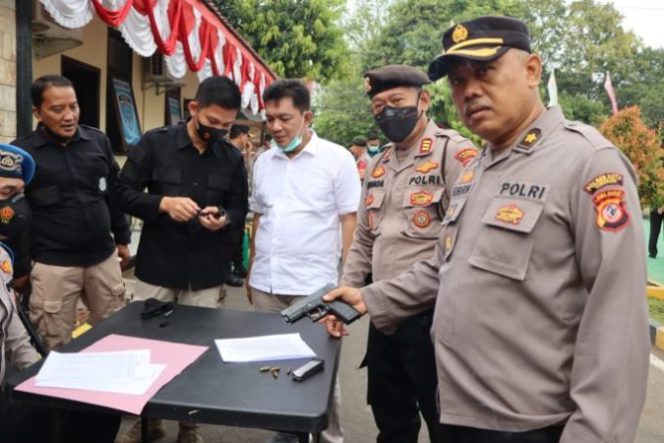 
					Polresta Cirebon Gelar Cek Kelayakan Senpi hingga Tes Urine