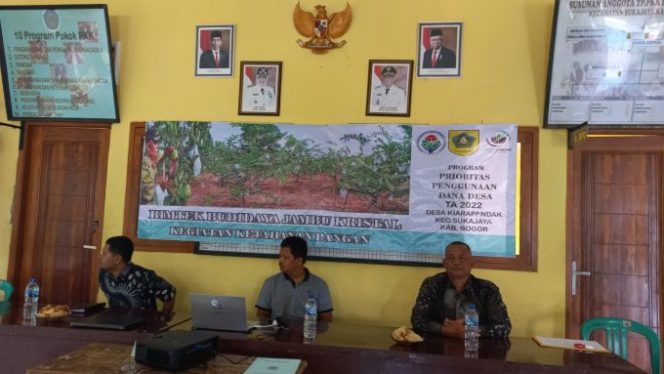 
					Desa Kiarapandak Gelar Bimtek Budidaya Jambu Kristal Potensi Ekowisata Baru