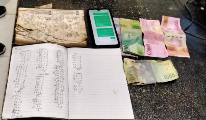 
					Juru Tulis Togel di Medang Deras Nginap Dikantor Polisi