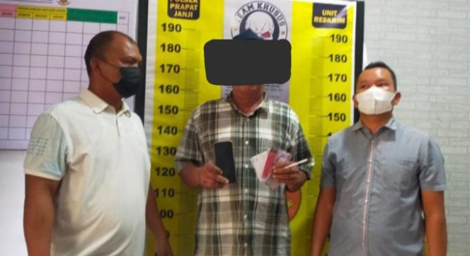 
					Reskrim Polsek Prapat Janji Amankan Pria Diduga Jurtul Togel di Warung Kopi