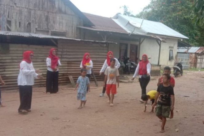 
					Meriahkan HUT RI ke-77, Warga RT 01 Desa Padang Manggar Gelar Lomba Tradisional