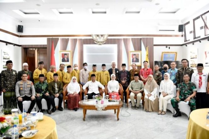 
					Bertemu Tokoh Masyarakat Sukabumi, Wagub Jabar Gelorakan Semangat Persatuan
