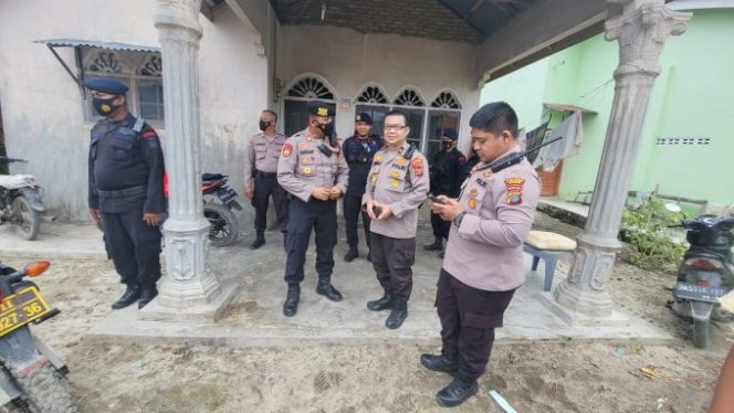 
					Personel Polres Asahan bersama BKO Brimob Polda Sumut Patroli Gabungan Monitor Situasi Kamtibmas Pilkades