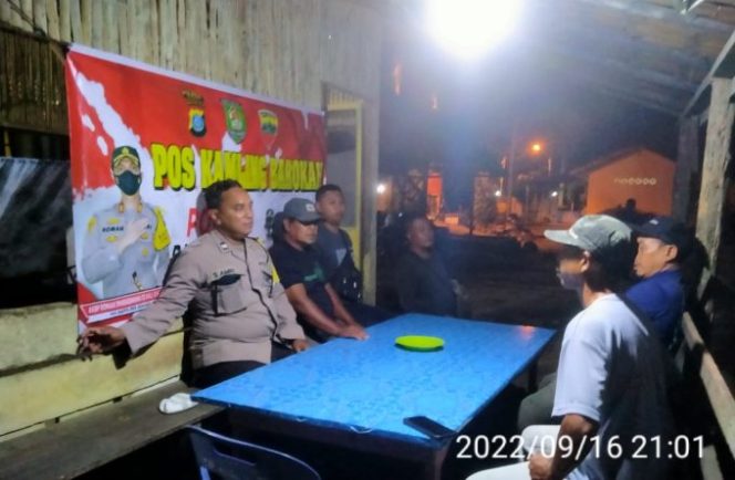 
					Ciptakan Kamtibmas Kondusif, Polsek Bandar Pulau Patroli Sambang ke Pos Kamling Barokah