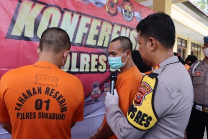 
					Tiga Oknum Teknisi di Sukabumi yang Bobol Mesin ATM Capai Miliyaran Rupiah Kini Dibekuk Polisi, Rekannya Masih DPO