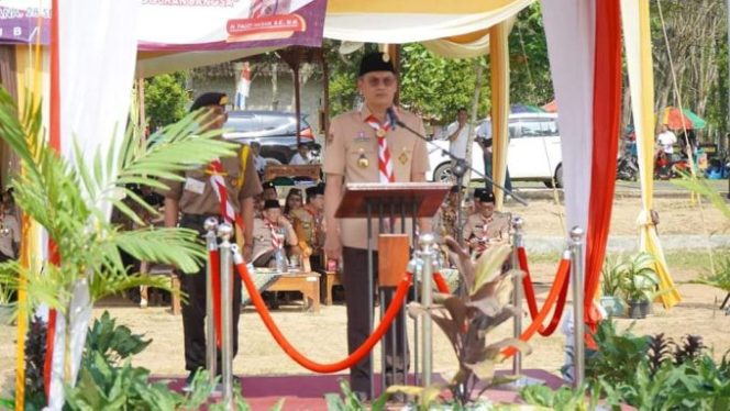 
					Peringati Hari Pramuka Ke-61, Sekda Tubaba Pimpin Apel Besar di Lapangan SMKN 1 Tubaba Tengah