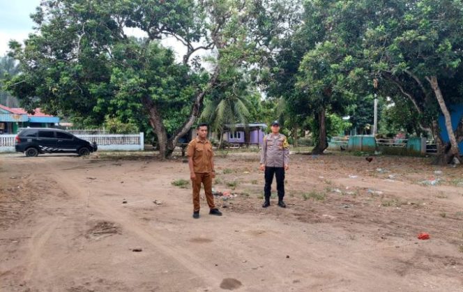 
					Cek TPS Pilkades di Desa Perkebunan Lima Puluh, Bhabinkamtibmas Turun Lokasi