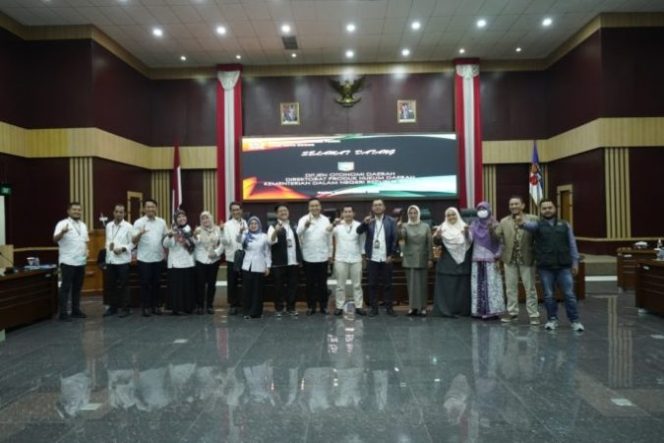 
					Raperda Pajak dan Retribusi Daerah Jadi Prioritas Propemperda 2023