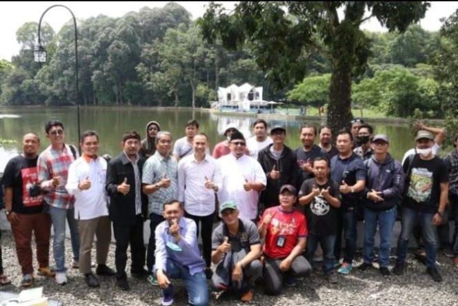 
					DPRD Ngopi Bareng Wartawan se-Kota Bogor