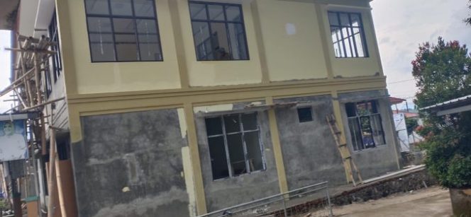 
					Kantor Kecamatan Malangbong Rampung di Bangun dan Undang Saripudin yang Menjabat Camat Malangbong Baru .