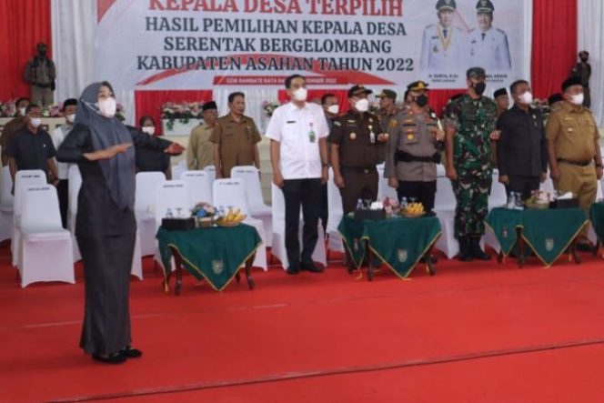 
					Kapolres Asahan Hadiri Pelantikkan 89 Kepala Desa Terpilih