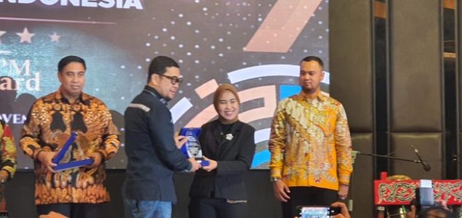 
					Peduli Terhadap Perkembangan LPM, Pj Bupati Tubaba Dapat Penghargaan LPM Award DPP RI