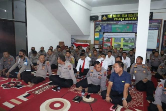 
					Dengan Program Quick Wins, Polres Asahan Terima Motivasi Hypnotherapy