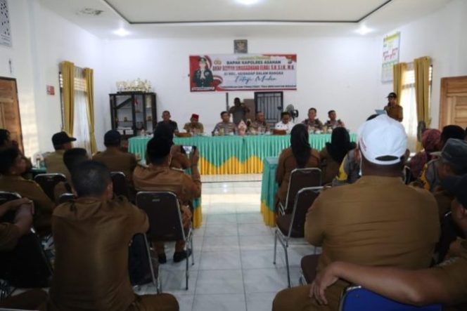 
					Kapolres Asahan Tatap Muka Dengan Forkopimcam se Kecamatan Sei Dadap